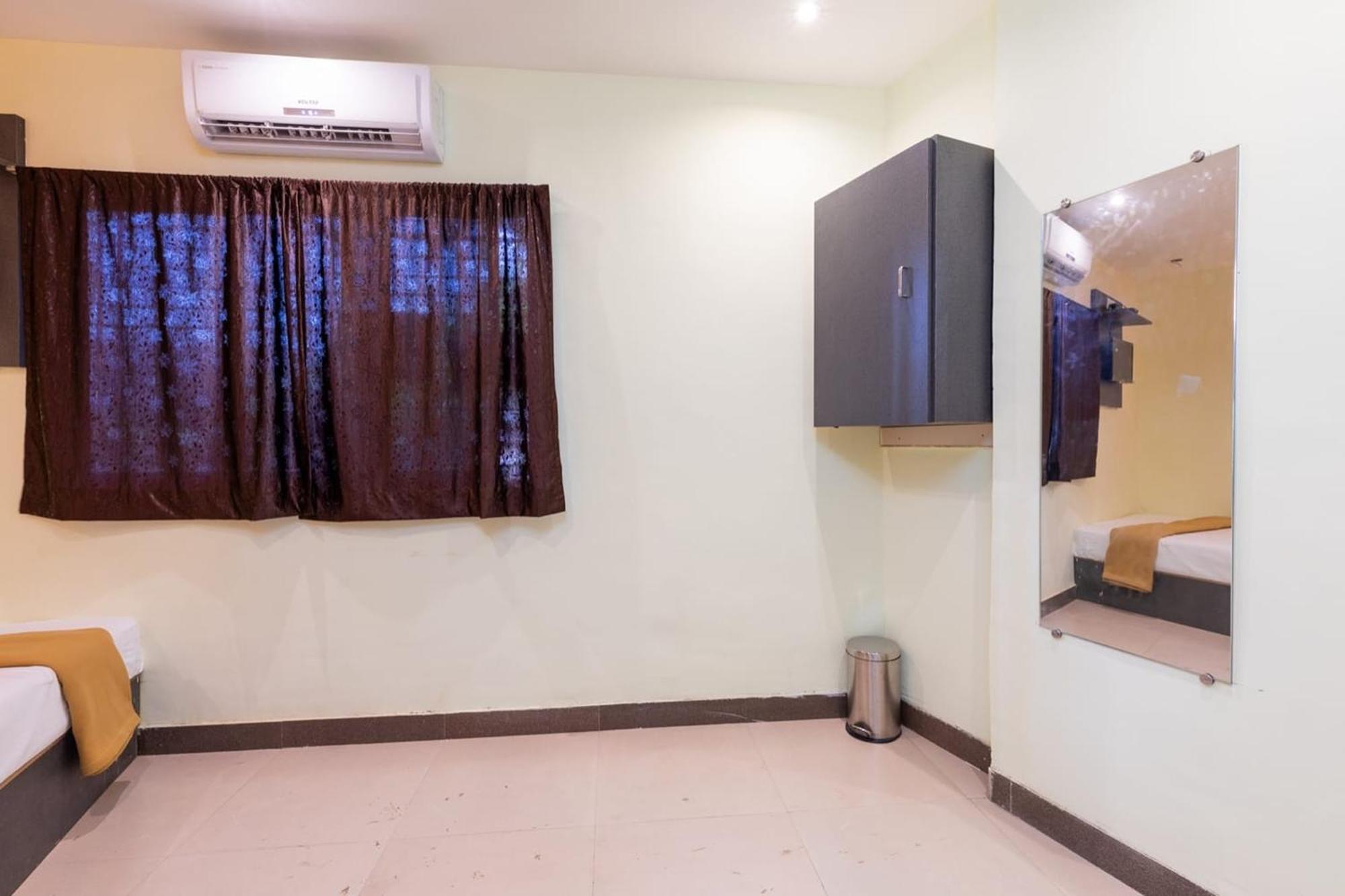 Hotel Shera Residency Мумбаї Екстер'єр фото