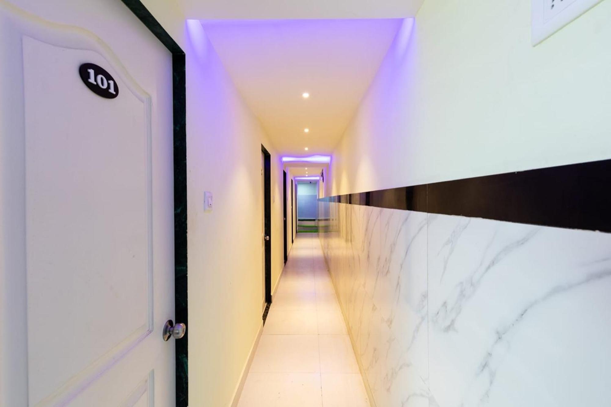 Hotel Shera Residency Мумбаї Екстер'єр фото