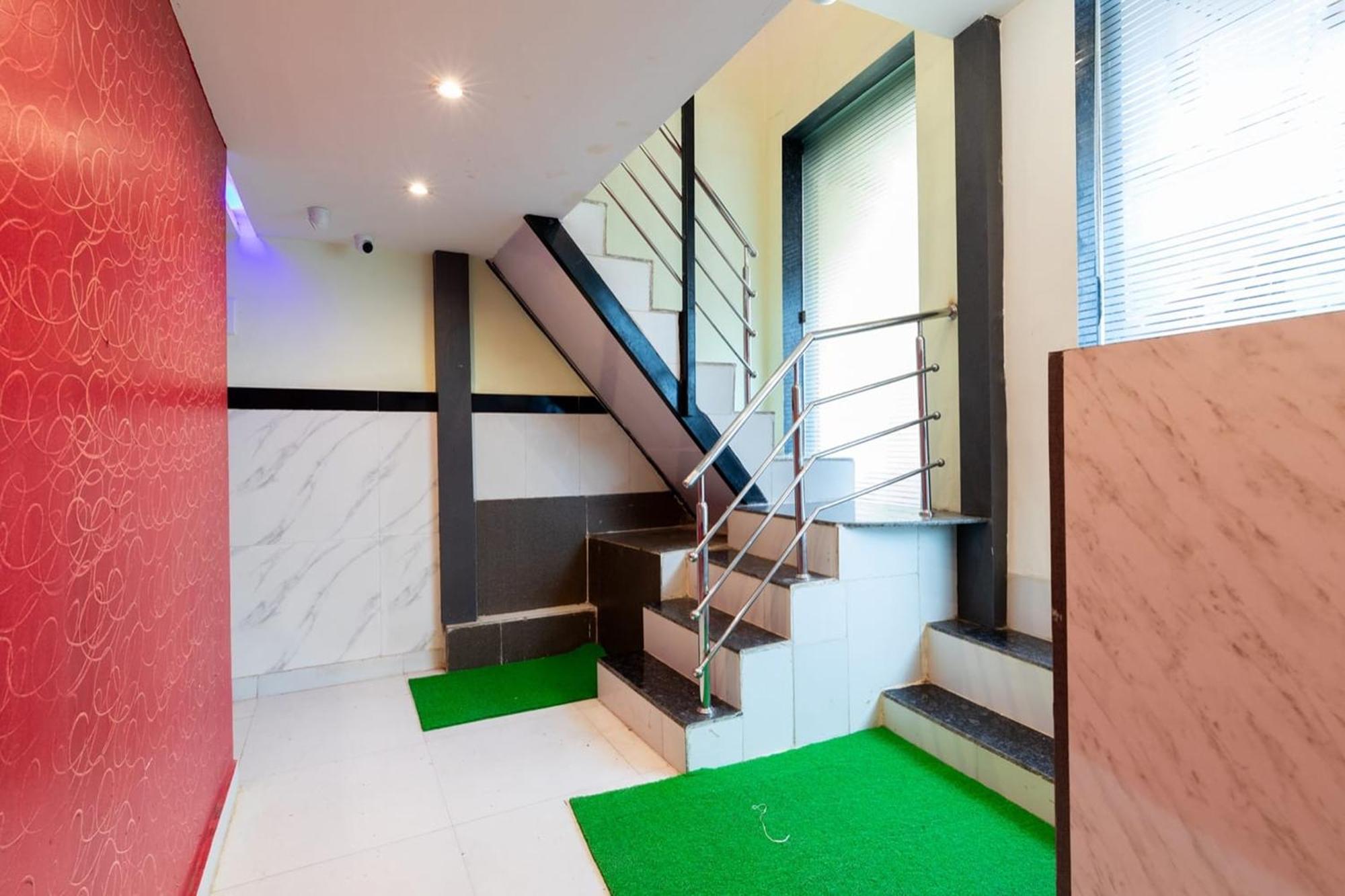 Hotel Shera Residency Мумбаї Екстер'єр фото