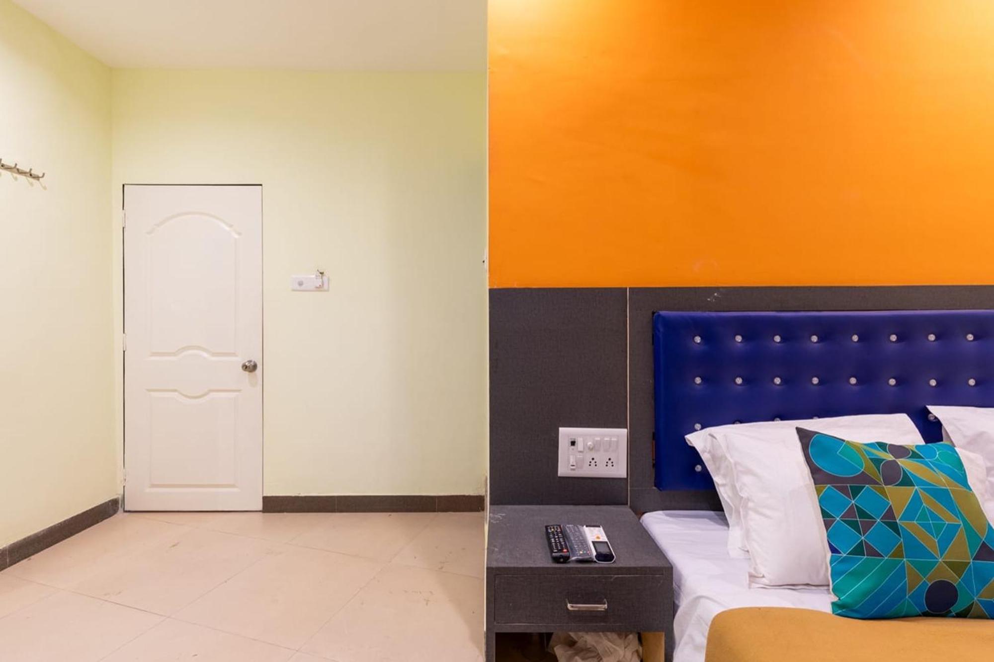 Hotel Shera Residency Мумбаї Екстер'єр фото